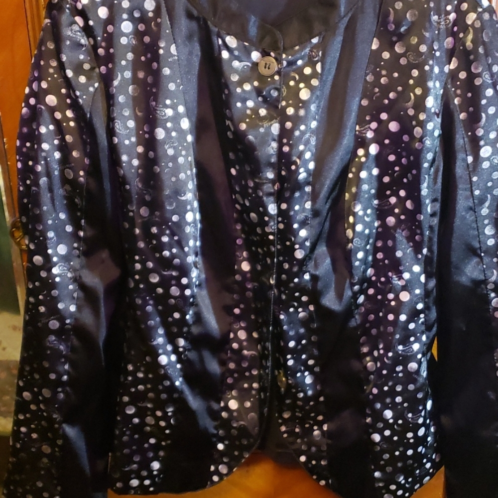 Apple Moon dinner jacket